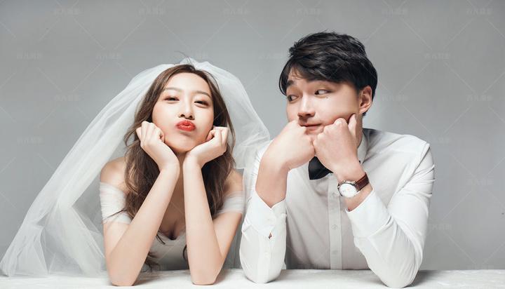 婚纱照室内_室内婚纱照几种类型的比较_婚纱照室内拍摄风格